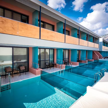 Cooee Corissia Harmony Hotel เยโอริยิอูโปลิส ภายนอก รูปภาพ