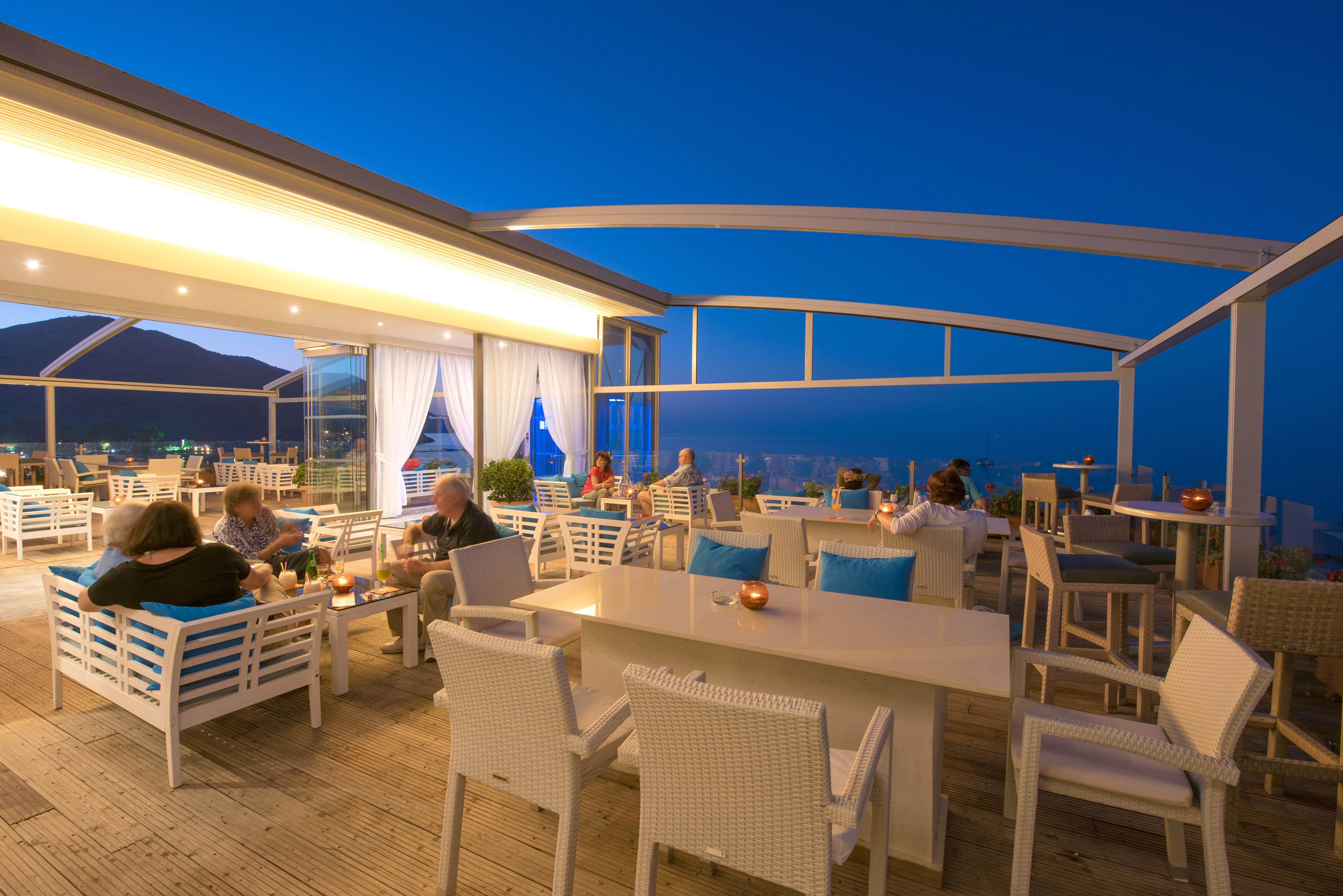 Cooee Corissia Harmony Hotel เยโอริยิอูโปลิส ภายนอก รูปภาพ